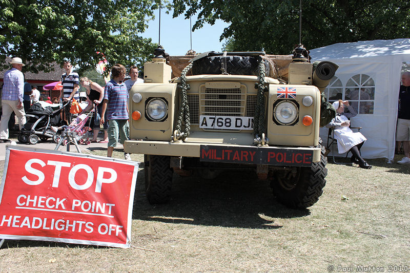 IMG 0498 STOP Military Police Landrover Checkpoint